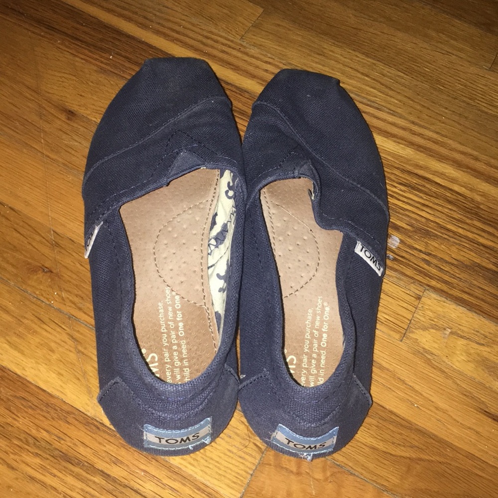 TOMS slip on shoes
